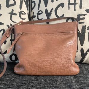 Fossil crossbody with adjustable strap